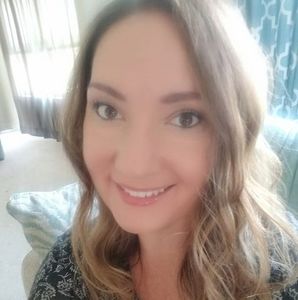 Meet your Posher, Clare